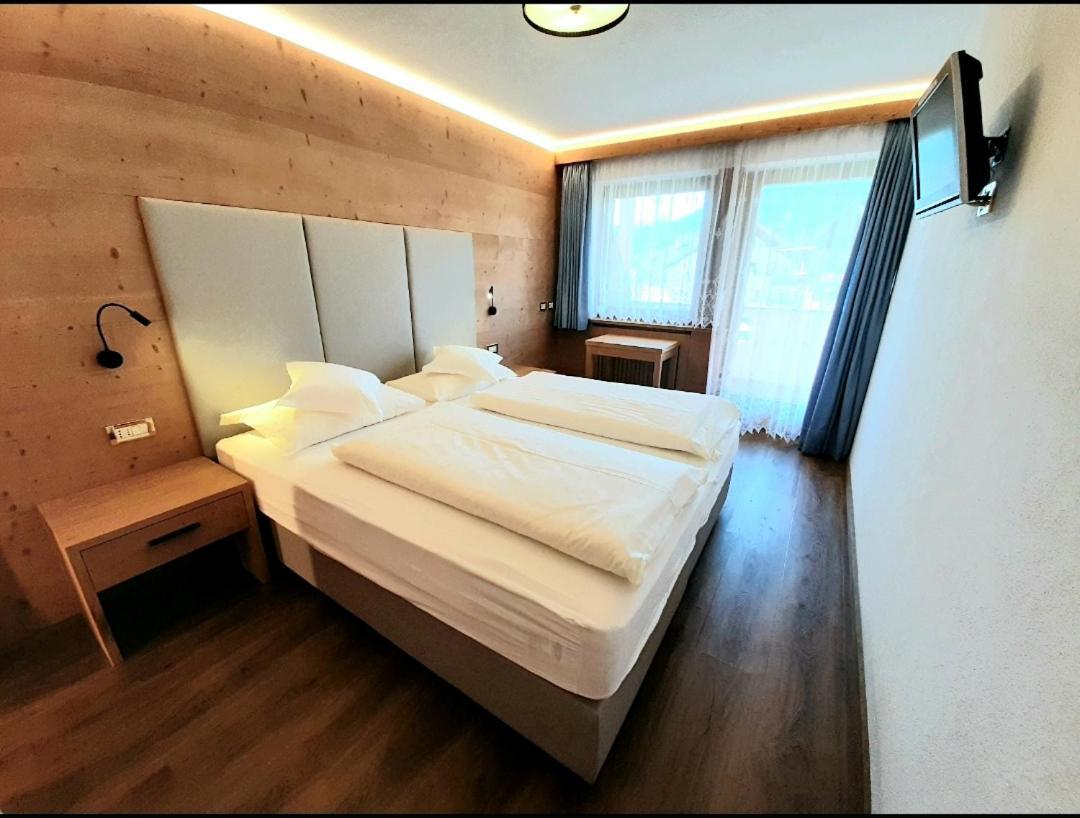 Apartments Lasteis Ла-Вілла Екстер'єр фото