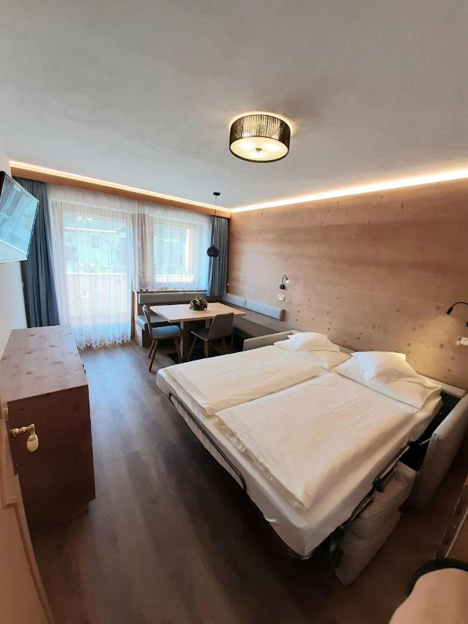 Apartments Lasteis Ла-Вілла Екстер'єр фото