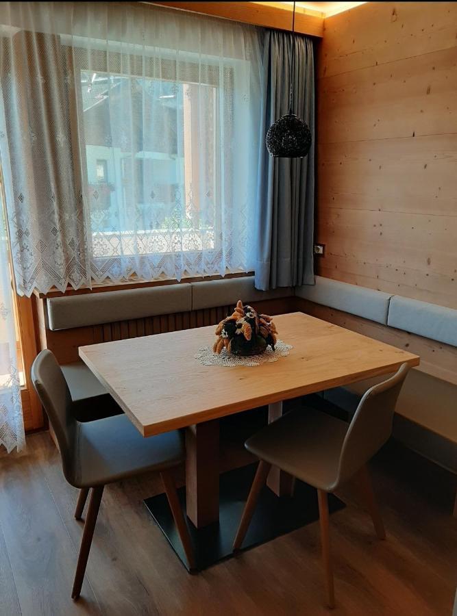 Apartments Lasteis Ла-Вілла Екстер'єр фото