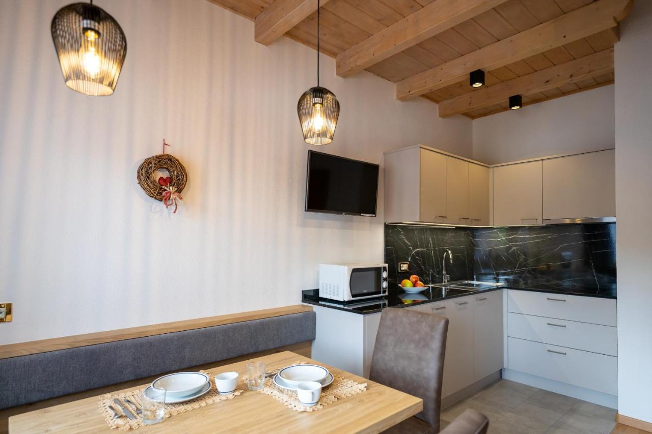 Apartments Lasteis Ла-Вілла Екстер'єр фото