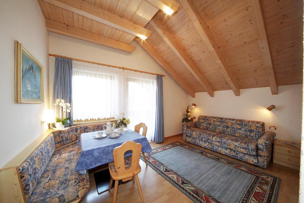 Apartments Lasteis Ла-Вілла Екстер'єр фото