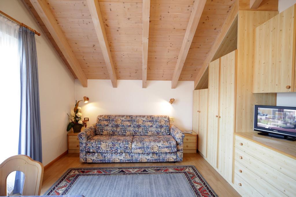 Apartments Lasteis Ла-Вілла Екстер'єр фото